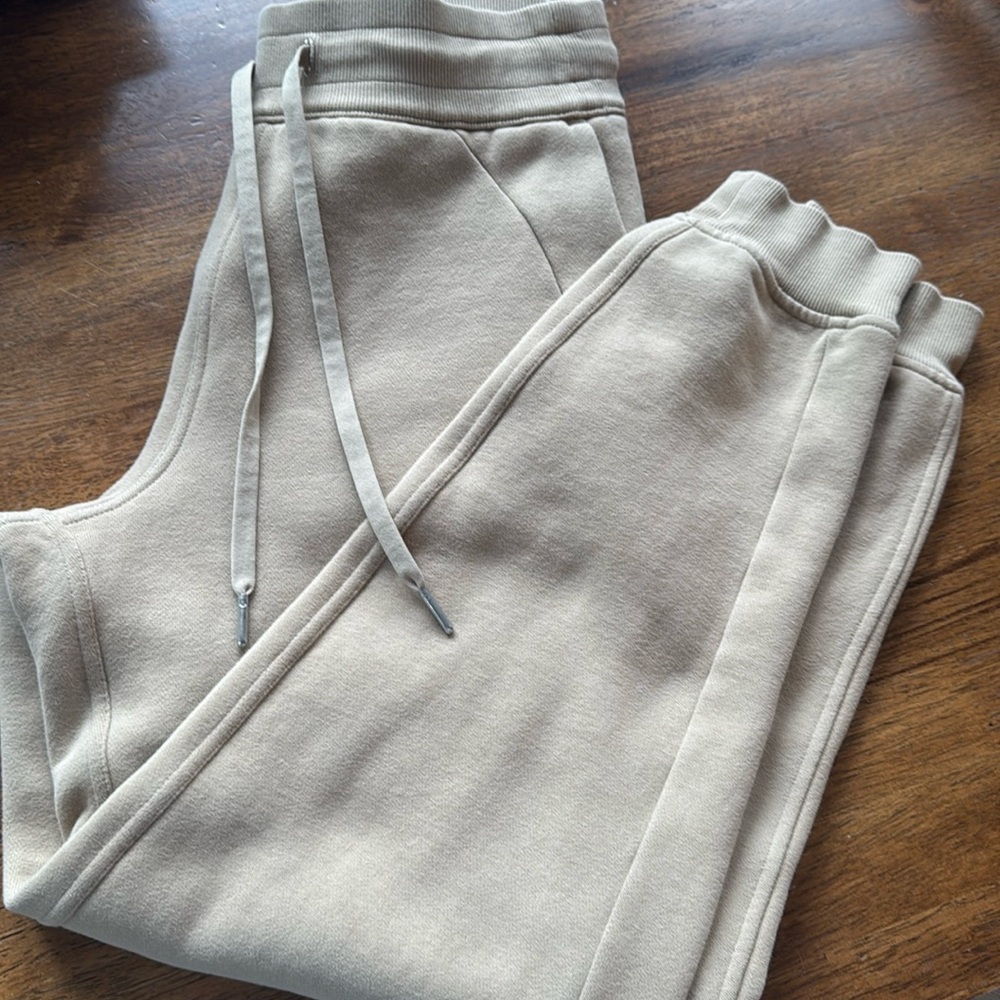 Lululemon Scuba Jogger